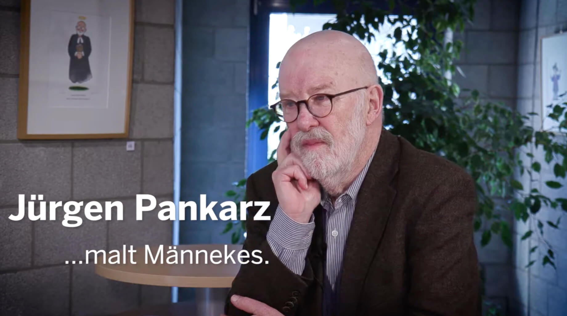 zum Video auf YouTube zum Video auf YouTube